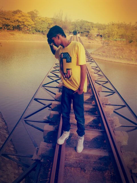 I drink vodka, eat mush, smoke weed, sniff coc,, be good and fuck de world....