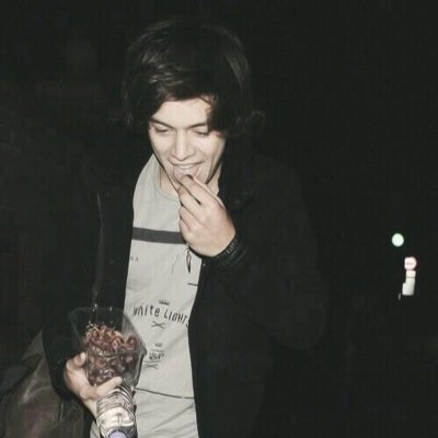 rejectharrrys's profile picture. follow @ultrahes please !!