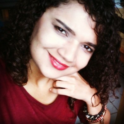 Radialista, com especialização em Comunicação e Marketing Digital.