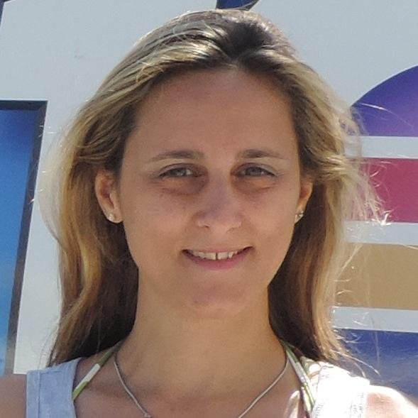 Entrepreneur. Language and Translation Professional. Travelholic. Curious by nature. Challenges: My bread and Water.