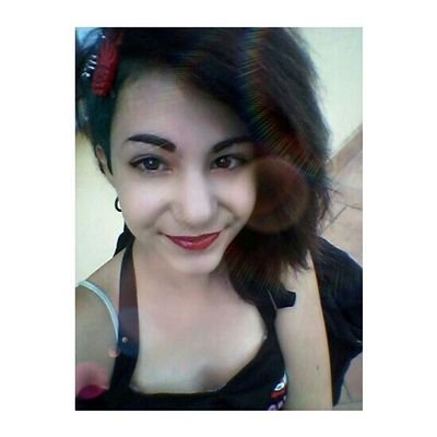 i ♡ rock bands-goth style-my guitar-esoteric power-my mom is a witch-14 years old-Stay ROCKKK....and FOLLOW ME ROCKERSSSS!!!!