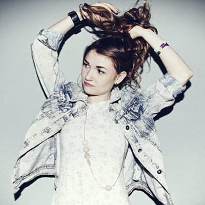 Mandy_Morez's profile picture. Clearly my dad didn't love me as much as I thought. Now I live with my mom who never cared to talk to me in 17 years. I'll take any escape you can give me.