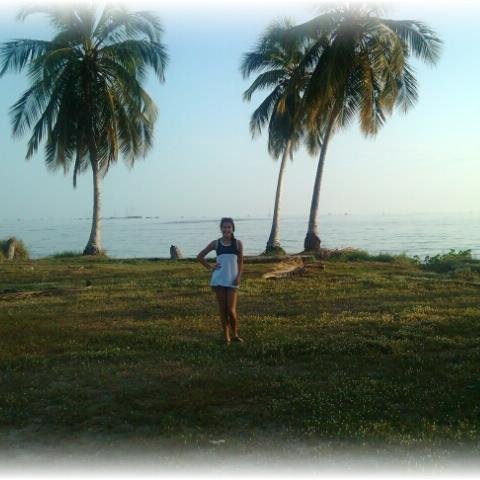 soy bellaa alegree y a vecess odioxiitaa