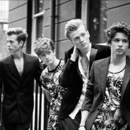 followpleaseayy's profile picture. pleasepleaseplease follow @ayefiveseconds & @aye_peoples thanks babe ilysm ◡̈