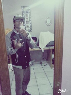 Ehh meu bruxo,tamo junto e não é de hoje,conta comigo pra tudo,tmjj feio,te amo ♡♥♡/Jennifer santos