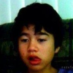 Fetus @Calum5SOS is done with your bullshit. Follow @ausiehemmo