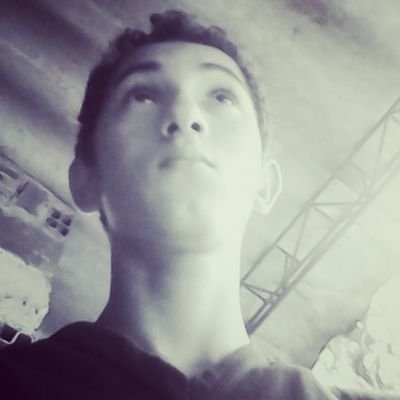 Una amistad no crece x la presencia d las personas, si no x la magia d saber q aunque no las ves, las llevas en el corazon.!