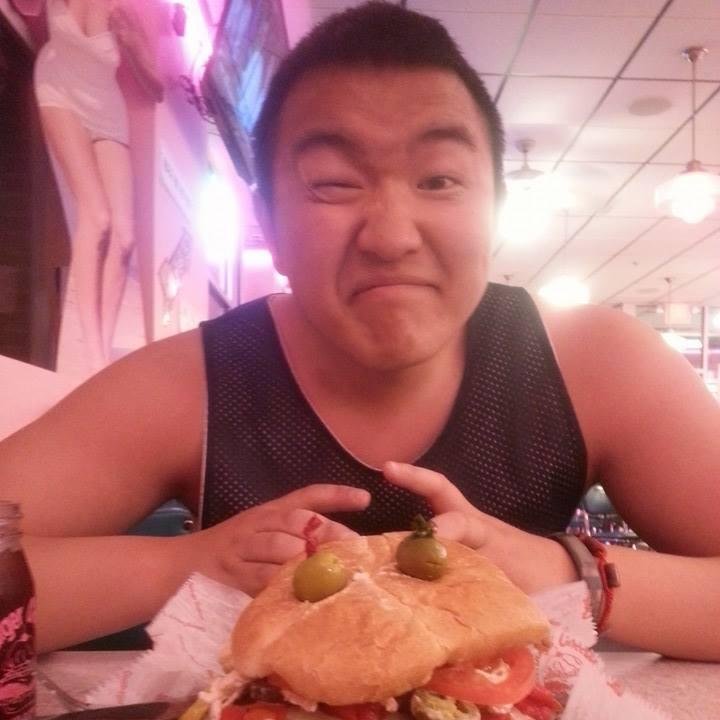 @frankfanggaming | ItB ΔΧ Proud | 上海 | @shorterace is my e-son | Married. Father | Tweets are my own