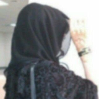 ‏آهتوي الصعب وآعشق المستحيل     
يشدني النادر وأحب الآختلاف ♡
