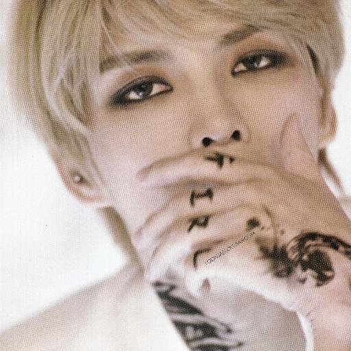 김재중 a.k.a  ❝Hero❞ ░ born January 26, 1986 ░ Singer, songwriter, actor, and director. One of the original members of boy band TVXQ ░