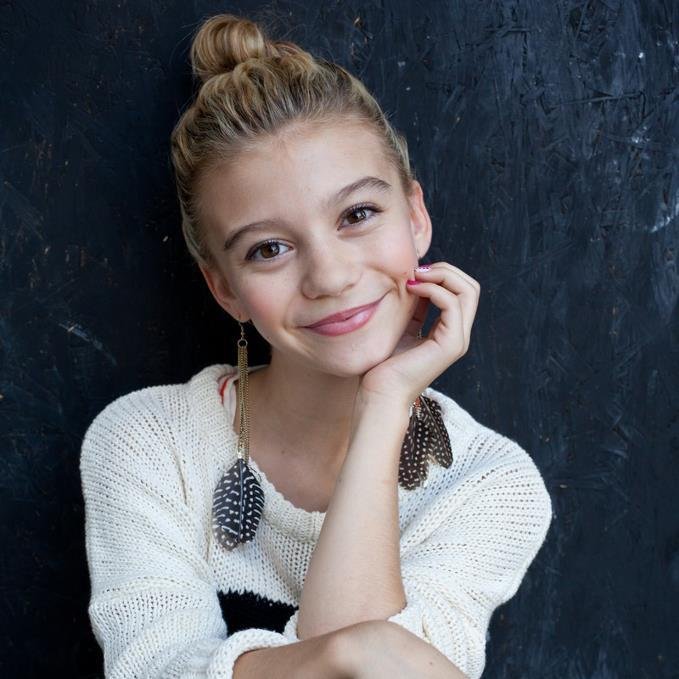 Hey! I'm Jo and i love school and i hate Gabe Duncan! {Not @G_Hannelius}