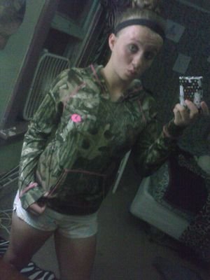 nikkihot2's profile picture. im 16 and im an amazing singer im so tired of tryin to impress ppl and im just doin me