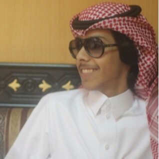 متذوق شعر ♡ Instagram:@__nzf