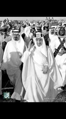 ‏‏‏وين غبت عني.....وكان الامل فيك....والفرح فيك ....ابوي الغالي الي جنه الخلد باذن الله