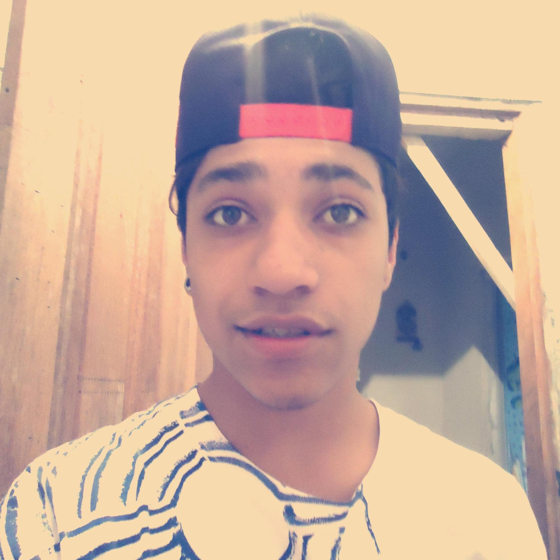 olá, tenho 17 anos danço FREE STEP   Youtube -- https://t.co/q5KG02RZPe