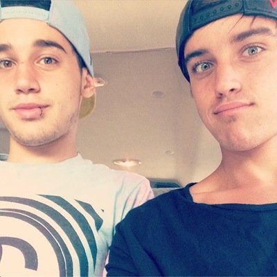 Luke_AtDatAss's profile picture. GO FOLLOW @kingyammounixo FOR A FOLLOW BACK XOXOXOX