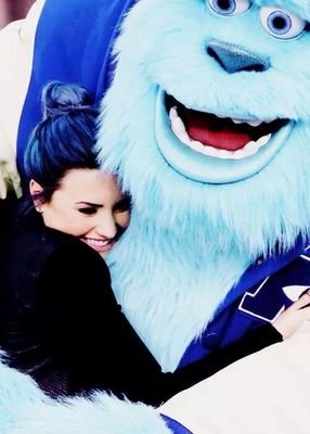 eu? fã da deAHHHHHHHHHHHHH A DEMI NO DOMINGO LEGAL- @ddlovato since: 25/04/2014