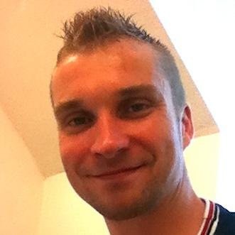 Social media strategist @Zipipop, web entrepreneur, pop star @juhasjourney,  #socialmedia #popmusic #football #meditation #love