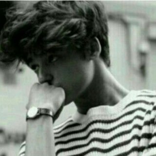 ♥ ☺ 
كل عام وانتم بخير وعساكم من عواده ♥ ☺