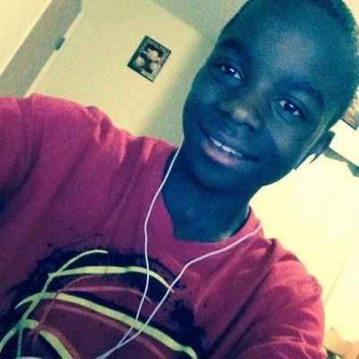i like sports and im into music! follow me on Twitter!