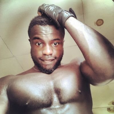 oku_young's profile picture. #Aviator #TeamEngineering #TeamILoveMySisAndMum.       #TeamBarca.         #TeamILoveCreamyBabes #TeamGodIsGreat ..                #NOV. 17