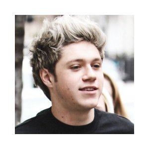go follow @teenagedhoods since she gave you this follow