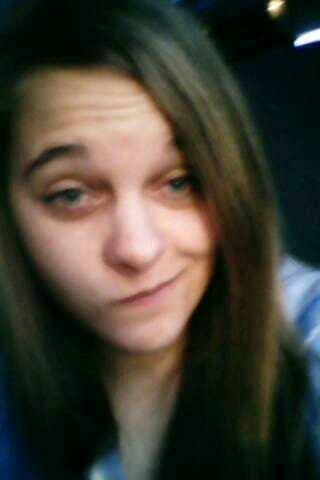 kellygirl341's profile picture. i love hanging out with friends and fam. i love spending time with my boyfriend Chris :).i love farming and i like to draw and listen to music.