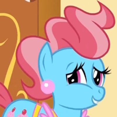 Hello im mrs.cake my husband is @mlm_MrCake i live in sugar cube corner with @mlm_Pinkie