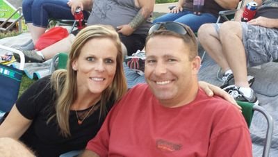 I am an It Works distributer!  I also am married to a wonderful Marine and have 2 beautiful kids!