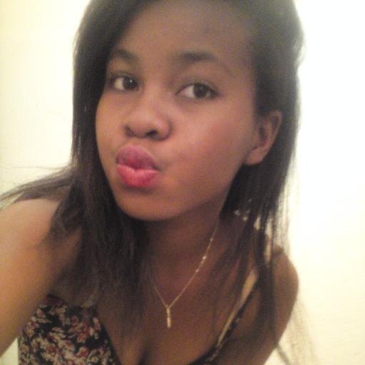 Little_Bii's profile picture. Bonjour, j'ai pas de bio :3