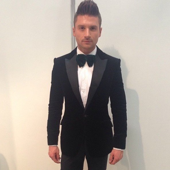 genwiimer's profile picture. wine expert, social ace, proud father