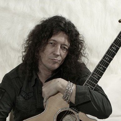 vescxab13's profile picture. social pro, wine connoisseur, happy father of 2