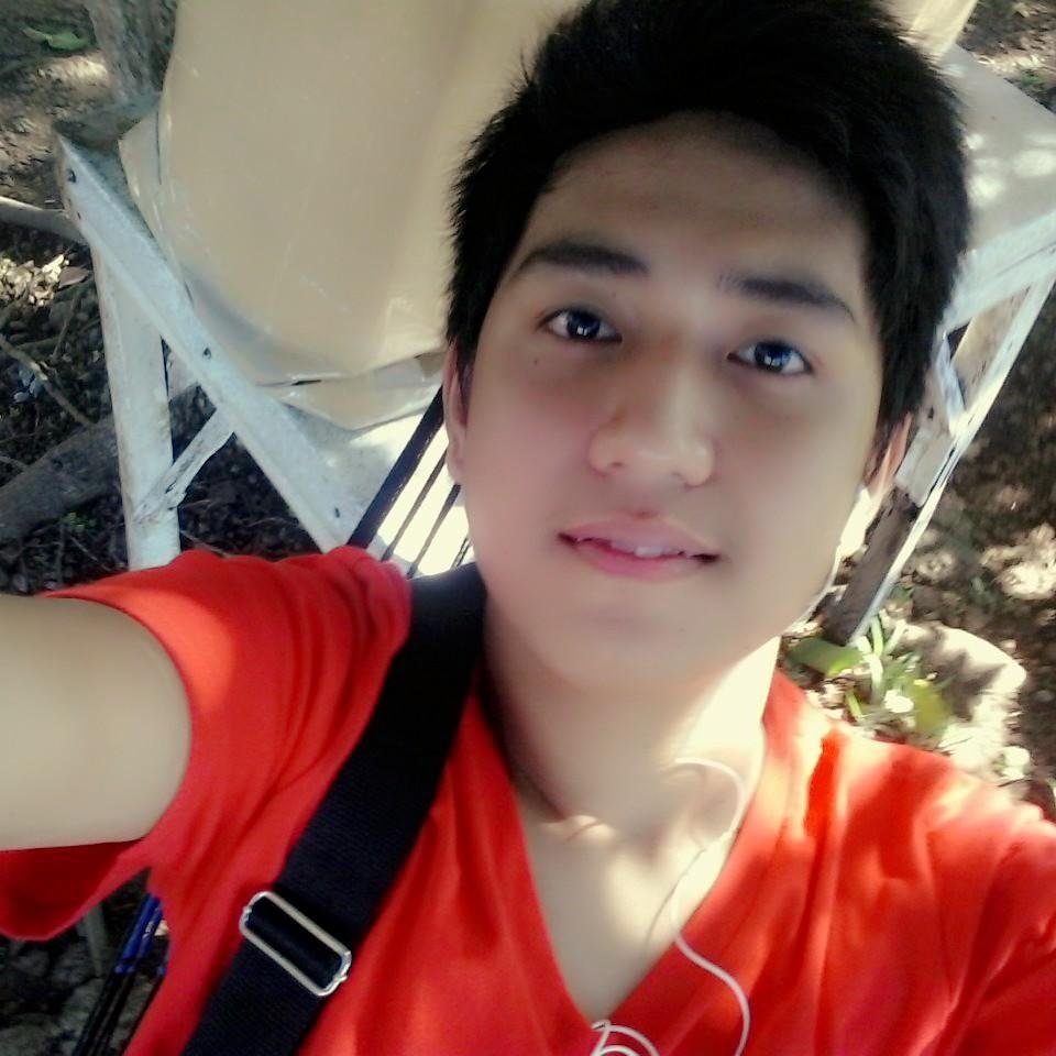 Dota 2 player / Gamer / Cute / Handsome / Kindhearted / Awesome / Genius / Imma Horny Right Now