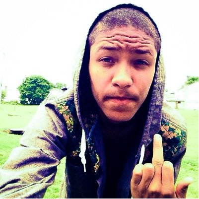 skater #GrizzlyGang Snapchat: last_kings Hmu  follow me & i follow back