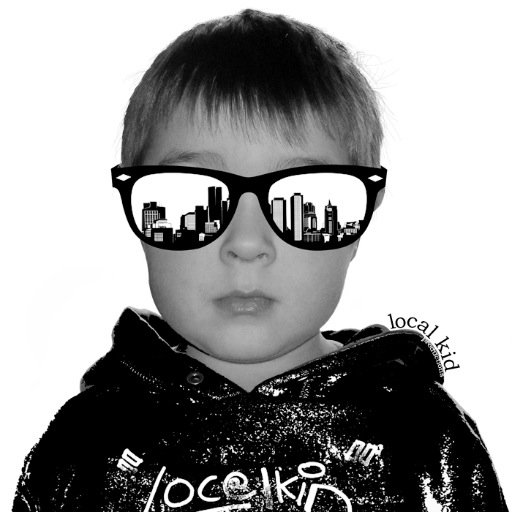 Freelance Graphic Designer and Commissioned Creative