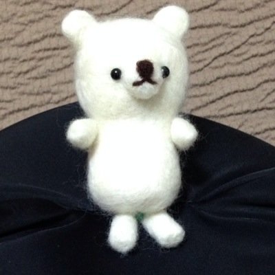 長野県佐久市で雑貨制作・委託販売をしています。 主な作品：がま口・移動ポケット・羊毛フェルト・アクセサリー・セミオーダー消しゴムはんこなど。 消しゴムはんこのインストラクター（はんけしくんインストラクター）やってます。