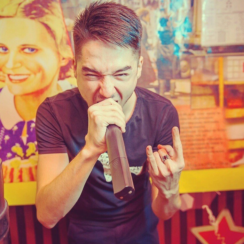 DonikPark's profile picture. 