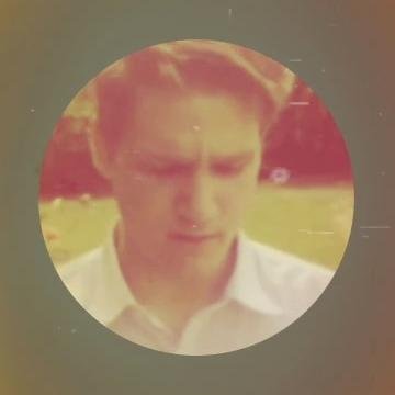 Dan_Kutasi's profile picture. Right wing guitar player from 🇭🇺