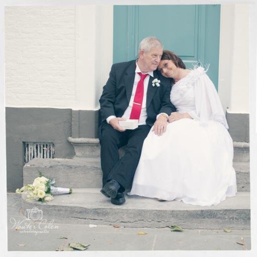 Verliefd , verloofd en Gehuwd !!!  Gelukkig en Niets dat het afnemen kan