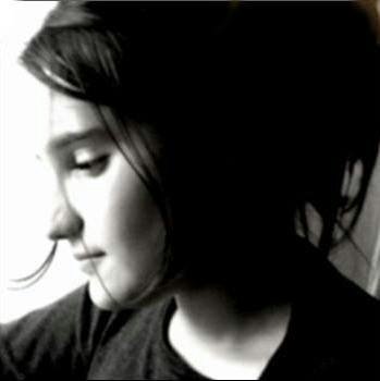 ire_lillo's profile picture. Hi!!!!.....I'm from Italy!!!! Follow me!!! ;) -May the odds be ever in your favor-