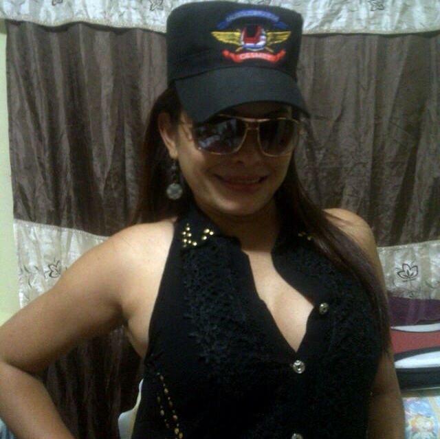 Feliz de ser bella y brillante. Est. Medicina, miembro del Ejercito Nacional