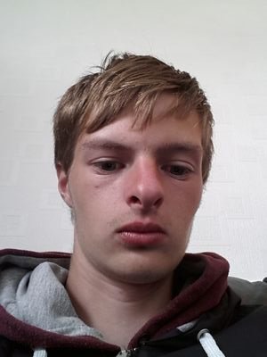 squiz123456's profile picture. hi im 21 years old i love music and climbing