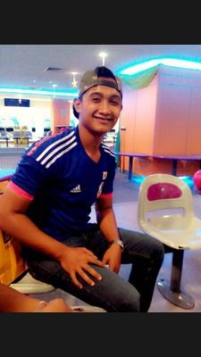 Saya budak gemokkkkkkk. hahahahahaha... FOLLOW saya {music is my life!}