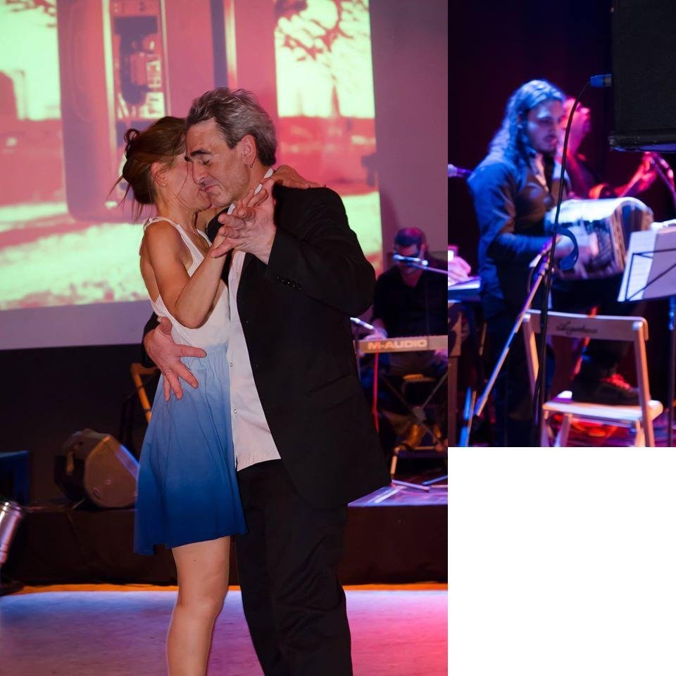 Seit 10 Jahren Unterrichte ich Tango argentino.
Emotionen, Musikvielfalt, Spiel mit der eigenen Achse.
Ich biete an: Intensiv-Workshops, Einzelunterricht