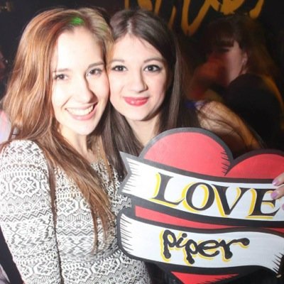 Name is Melissa. I enjoy loving life to the full  but also love my bed too much =P second year drama student at the university of hull