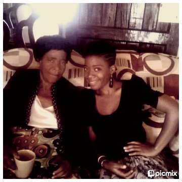 Twinkle_shalom's profile picture. Biting my tongue hurts like hell So I speak my mind...