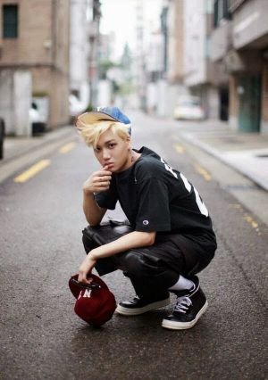 PIN: 75B6D375 || 16 april 1999 || Los angeles