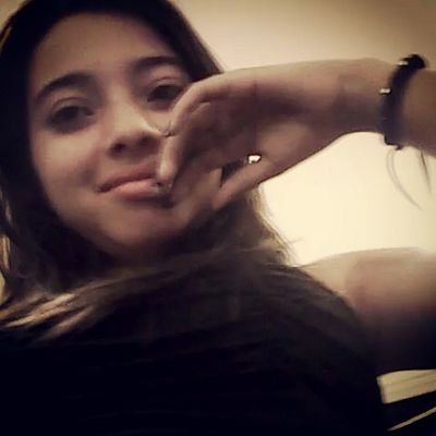 Rosa de Saron // The Vampire Diares // Músicas // Facebook // Dança//Chocolate // Família // Amigos // Pudim // Ler// Ian Somerhalder// Amor ♥