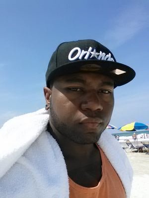 Major in Sports Mass Communications * Age 23 * Taurus (#Cavs #49ers #Indians) #LaFamilia