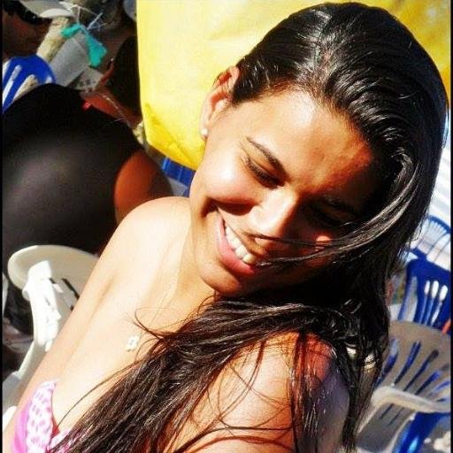 FlaviaSenna88's profile picture. #timBeta #BetaLab